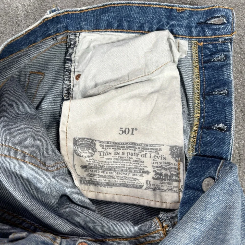 Levis 501 Jeans Men 29x32 Higher Mountain Light Blue Denim DIstressed Button Fly